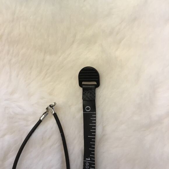 Large Coral Stone Necklace - Picture 6 of 8